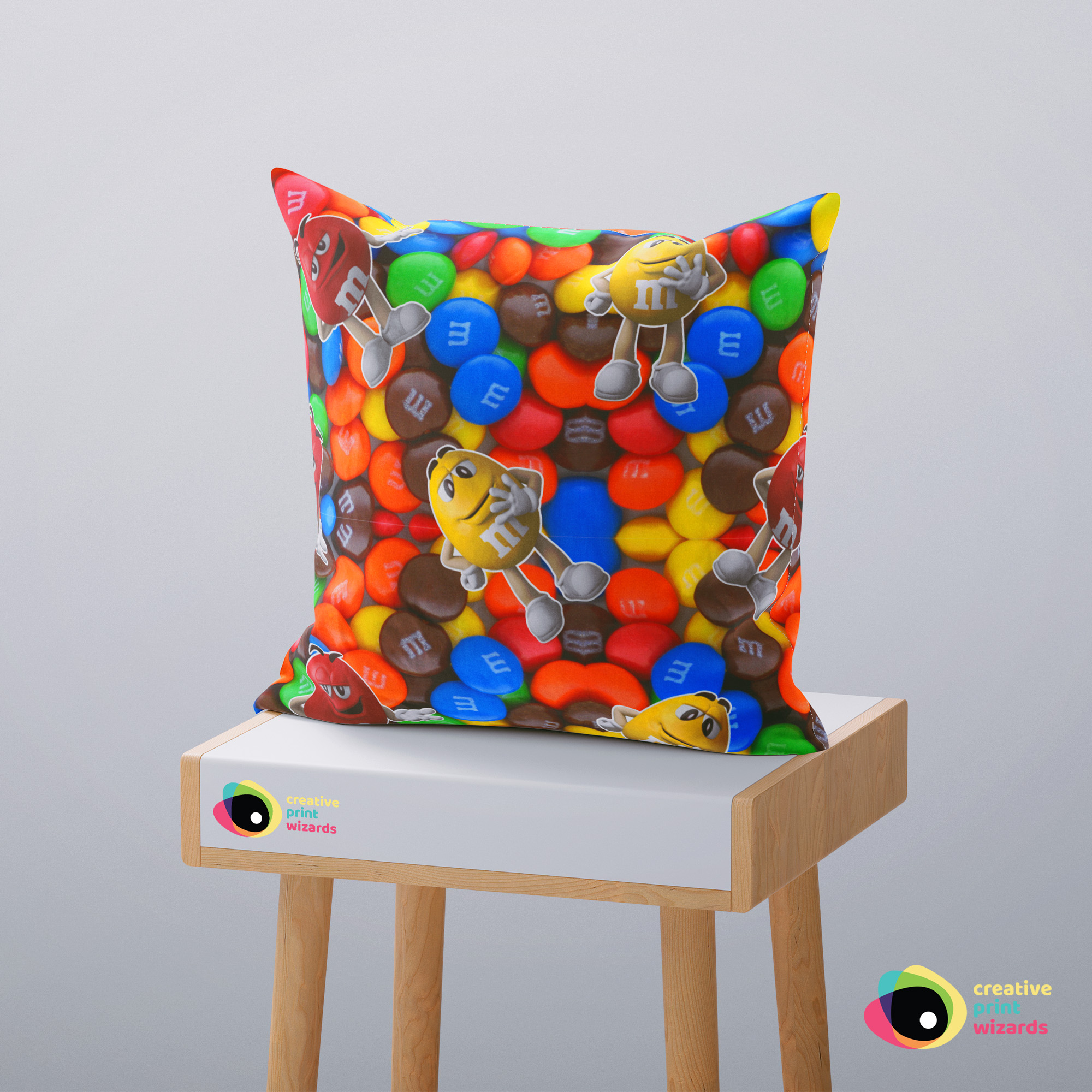 Pillows_M&M_Pattern_01